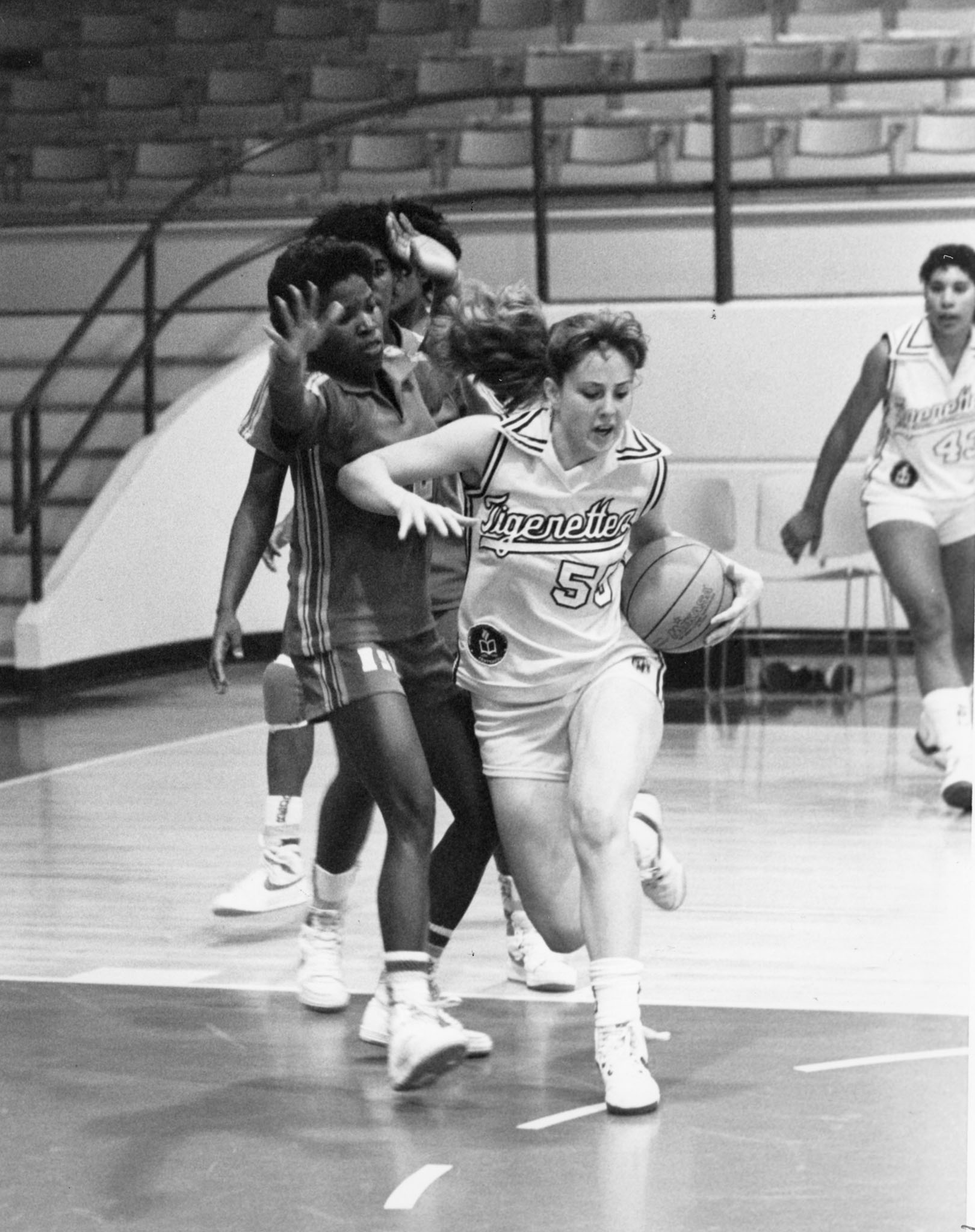 Women's basketball 60